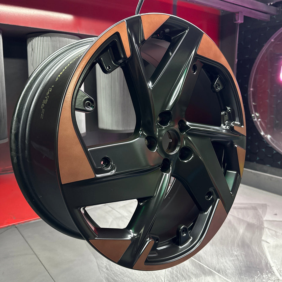 Jante aluminium avec vernis époxy satiné, équilibre parfait entre brillant et mat Auto AK SEAT CUPRA