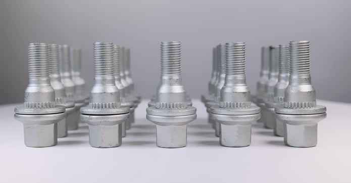 Lot de 20 Boulons de roue  M12 x 1.25 17mm